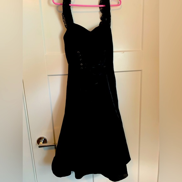 Hearts and Roses brand ALL BLACK lace up dress with crinoline skirt retro glam - Picture 3 of 10